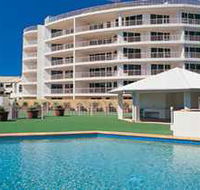 Fairways Golf and Beach Retreat - Accommodation Newcastle
