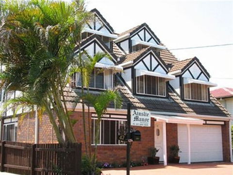 Ainslie Manor BandB - Accommodation Newcastle 0