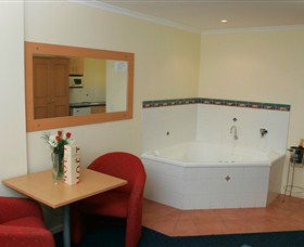 Browns Plains Motor Inn - Accommodation Newcastle 2