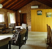 Coucals of Mount Crosby - Accommodation Newcastle