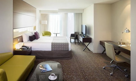 The Point Brisbane - Accommodation Newcastle 1