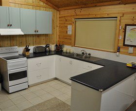 Shannon Rise Lodge - Accommodation Newcastle 2