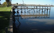 DC On The Lake - Accommodation Newcastle 2