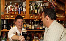 Harrigans Irish Pub And Accommodation - Accommodation Newcastle 3