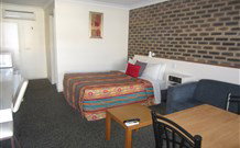 Best Western Top Of The Town Motel - Accommodation Newcastle 4
