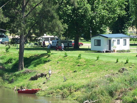 Gundagai River Caravan Park - Accommodation Newcastle 3