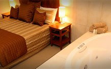 Euston Club Motel - Euston - Accommodation Newcastle 0