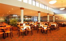 Hotel Gosford - Gosford - Accommodation Newcastle 0