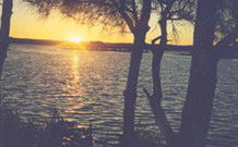 Lakefront Motel - Accommodation Newcastle 1