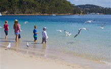 Martys At Little Beach - Accommodation Newcastle 2