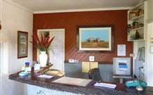 Nicholas Royal Motel - Hay - Accommodation Newcastle 1