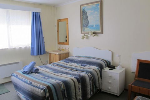 Sonnblick Lodge - Accommodation Newcastle 10