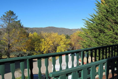 Sonnblick Lodge - Accommodation Newcastle 1