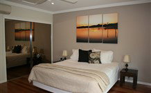 Aarons At Byron - - Accommodation Newcastle 1