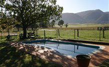 Araluen Old Courthouse Bed And Breakfast - Accommodation Newcastle 2