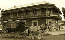 Duke Of Cornwall Inn - - Accommodation Newcastle 2