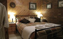 A Sunset View Bed And Breakfast - Accommodation Newcastle 0