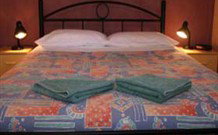 Bellevue Cottage - Accommodation Newcastle 0