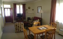 Couria Creek Cottages - Accommodation Newcastle 0