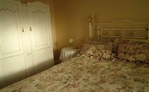 Couria Creek Cottages - Accommodation Newcastle 2