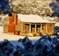 Moonbah Huts - Accommodation Newcastle