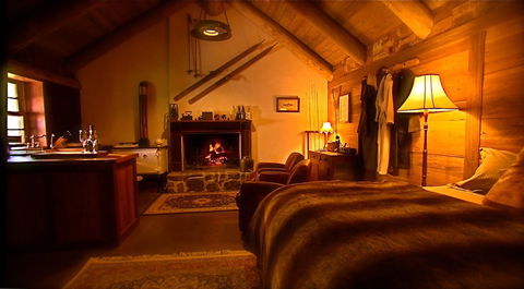 Moonbah Huts - Accommodation Newcastle 5