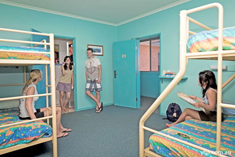 Coffs Harbour YHA - Accommodation Newcastle 4