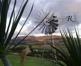 R On The Downs Rural Retreat - Accommodation Newcastle 2