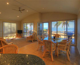 Tasman Holiday Parks - Rollingstone - Accommodation Newcastle 3