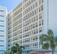 Lanai Riverside Apartments