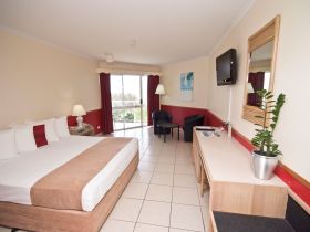 Ocean International Hotel - Accommodation Newcastle 1