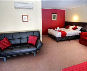 Murray Gardens Cottages And Motel - Accommodation Newcastle 3