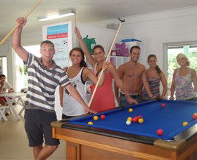 Absolute Backpackers Mission Beach - Accommodation Newcastle 3