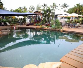 Island Leisure Resort - Accommodation Newcastle 1