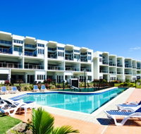 Beachside Magnetic Harbour Apartments - Accommodation Newcastle