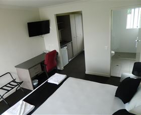 Springsure QLD Accommodation Newcastle