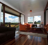 Noosa Avalon Farm Cottages