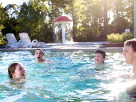 Active Holidays BIG4 Noosa - Accommodation Newcastle 2