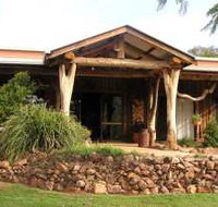 The Hollow Log Country Retreat - Accommodation Newcastle