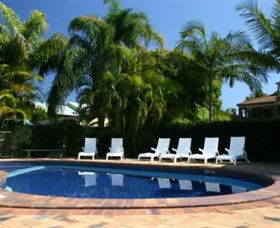 Alex Beach Cabins And Tourist Park - Accommodation Newcastle 1