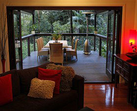 Songbirds Rainforest Retreat - Accommodation Newcastle 3