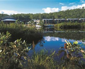 Kingfisher Bay Resort - Accommodation Newcastle 2