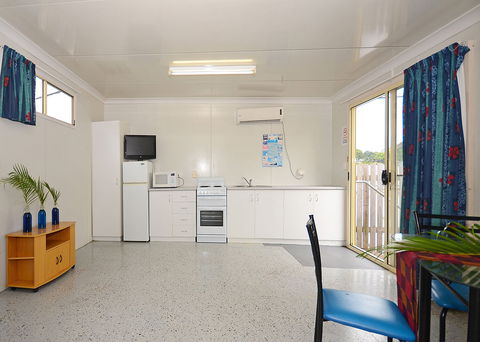 Ned Kellys Motel - Accommodation Newcastle 3