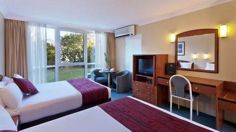 Best Western Alpine Motor Inn - Accommodation Newcastle 3