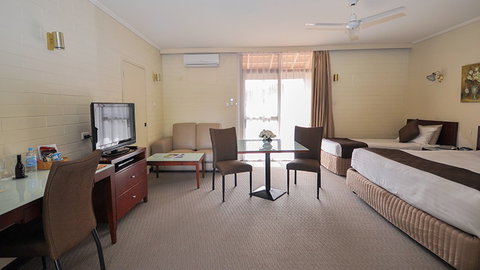 Best Western Alexander Motel Whyalla - Accommodation Newcastle 2