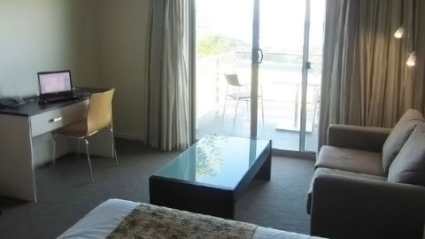 BEST WESTERN Beachfront At Bicheno - Accommodation Newcastle 1