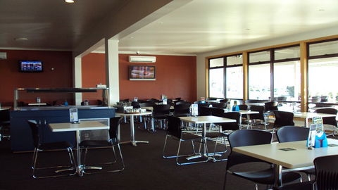 BEST WESTERN Beachfront At Bicheno - Accommodation Newcastle 4