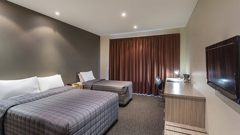BEST WESTERN Foreshore Motel - Accommodation Newcastle 0