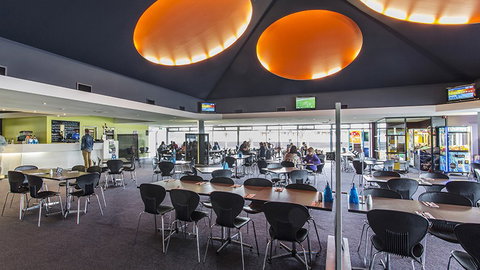 BEST WESTERN Foreshore Motel - Accommodation Newcastle 4