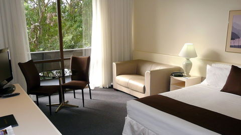 BEST WESTERN Frankston International Motel - Accommodation Newcastle 1